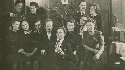 Сотрудники музея 1 января 1945 г..jpg